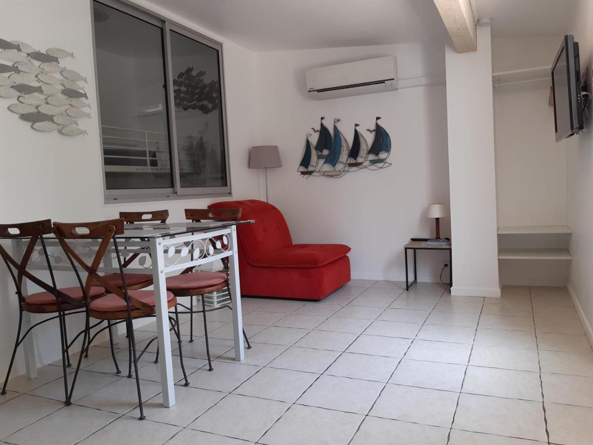 Petite Maison De Campagne Gardoise Théziers Esterno foto